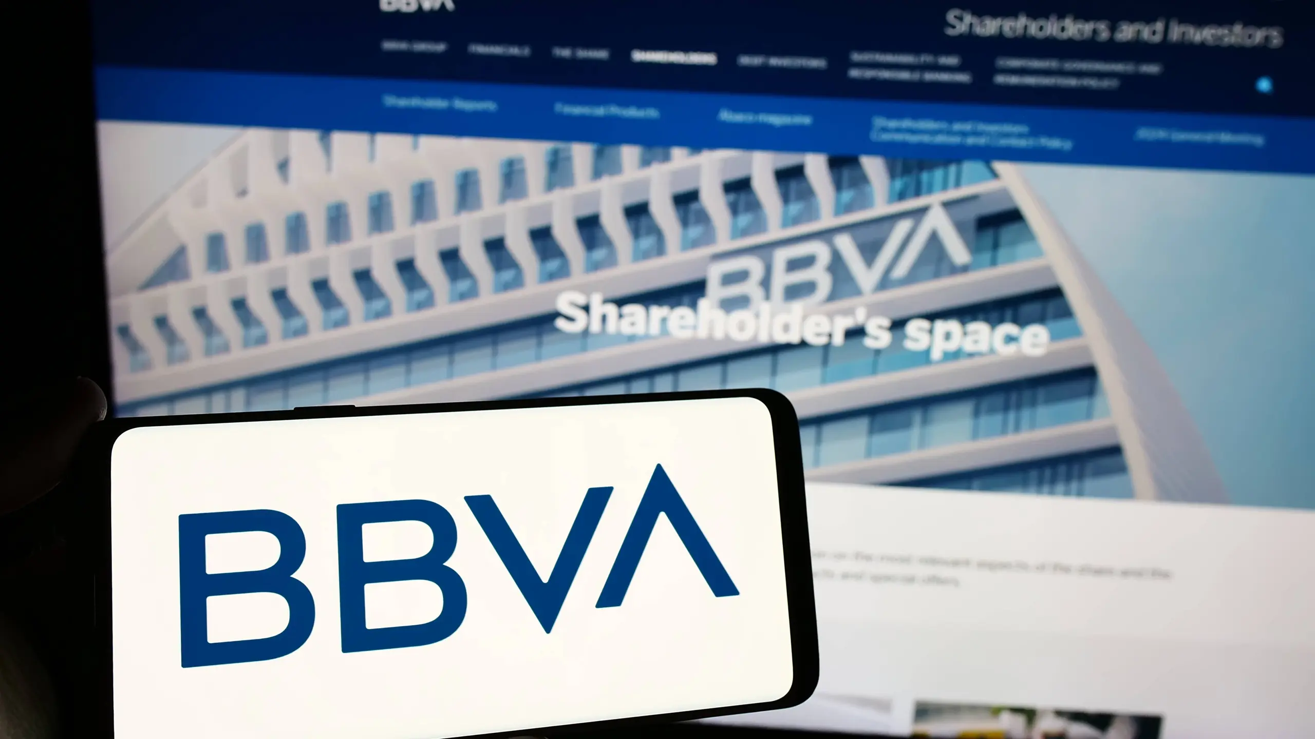 Spanien vor milliardenschwerer Bankenfusion: BBVA greift nach Banco Sabadell