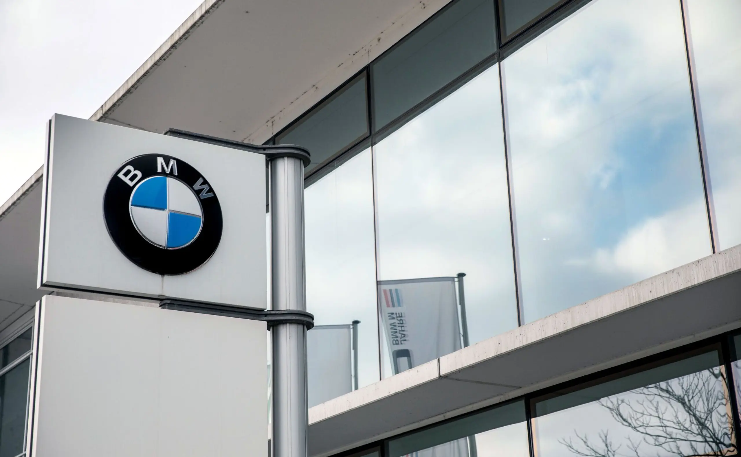 Die BMW Österreich Holding ist nach Umsätzen gemessen das zehntgrößte Unternehmen Österreichs.