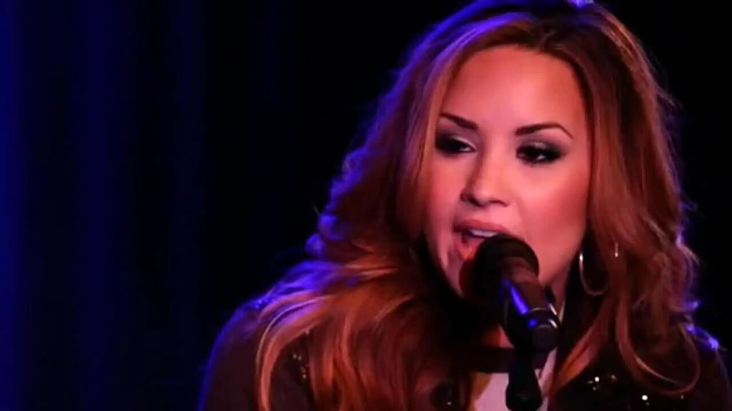 Demi Lovato - An Intimate Performance