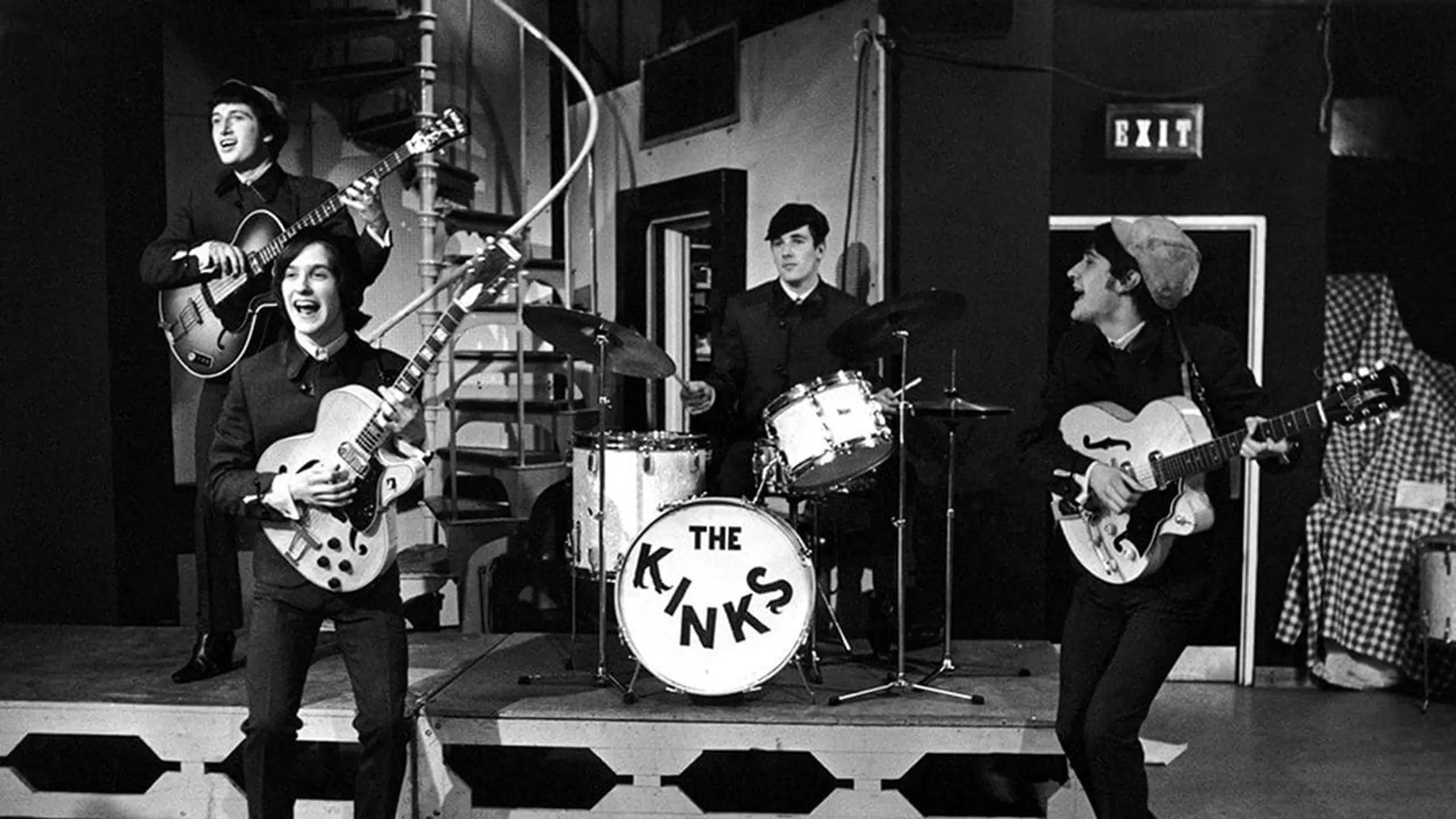 The Kinks - Echoes of a World