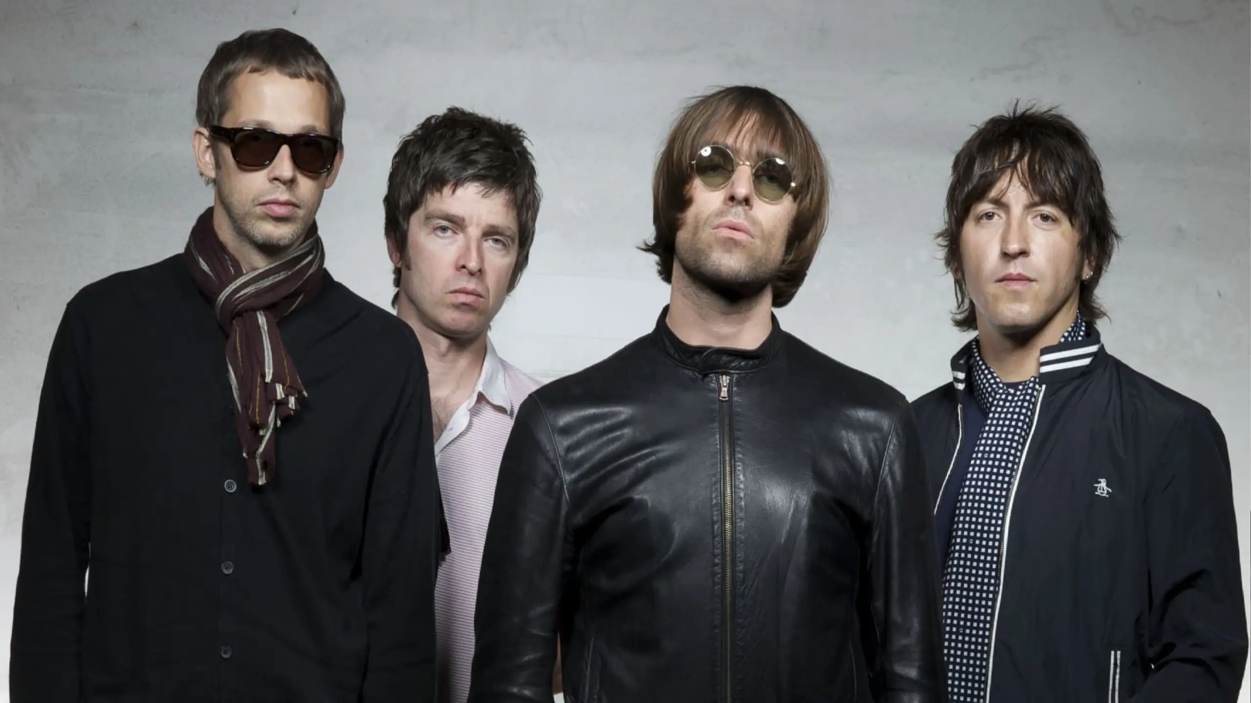 Oasis: Standing On The Edge Of The Noise