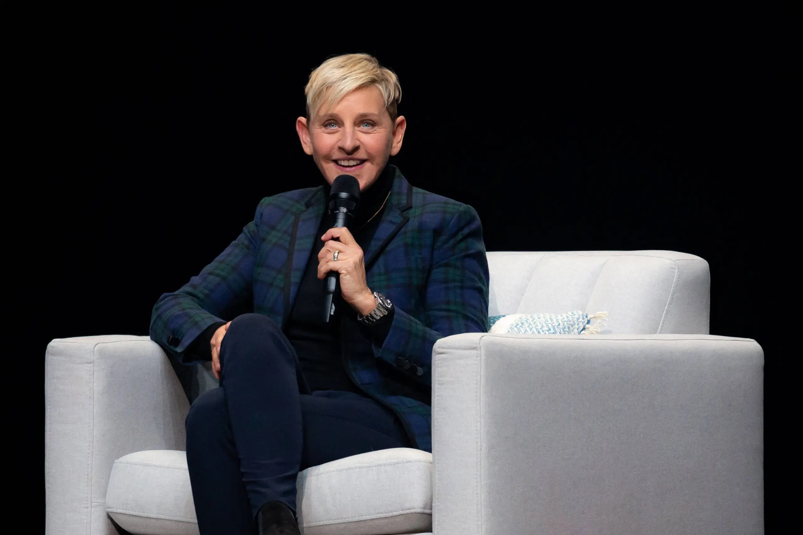 Ellen DeGeneres: Hollywoods bekannteste Komikerin und Talkshow-Queen im Portrait