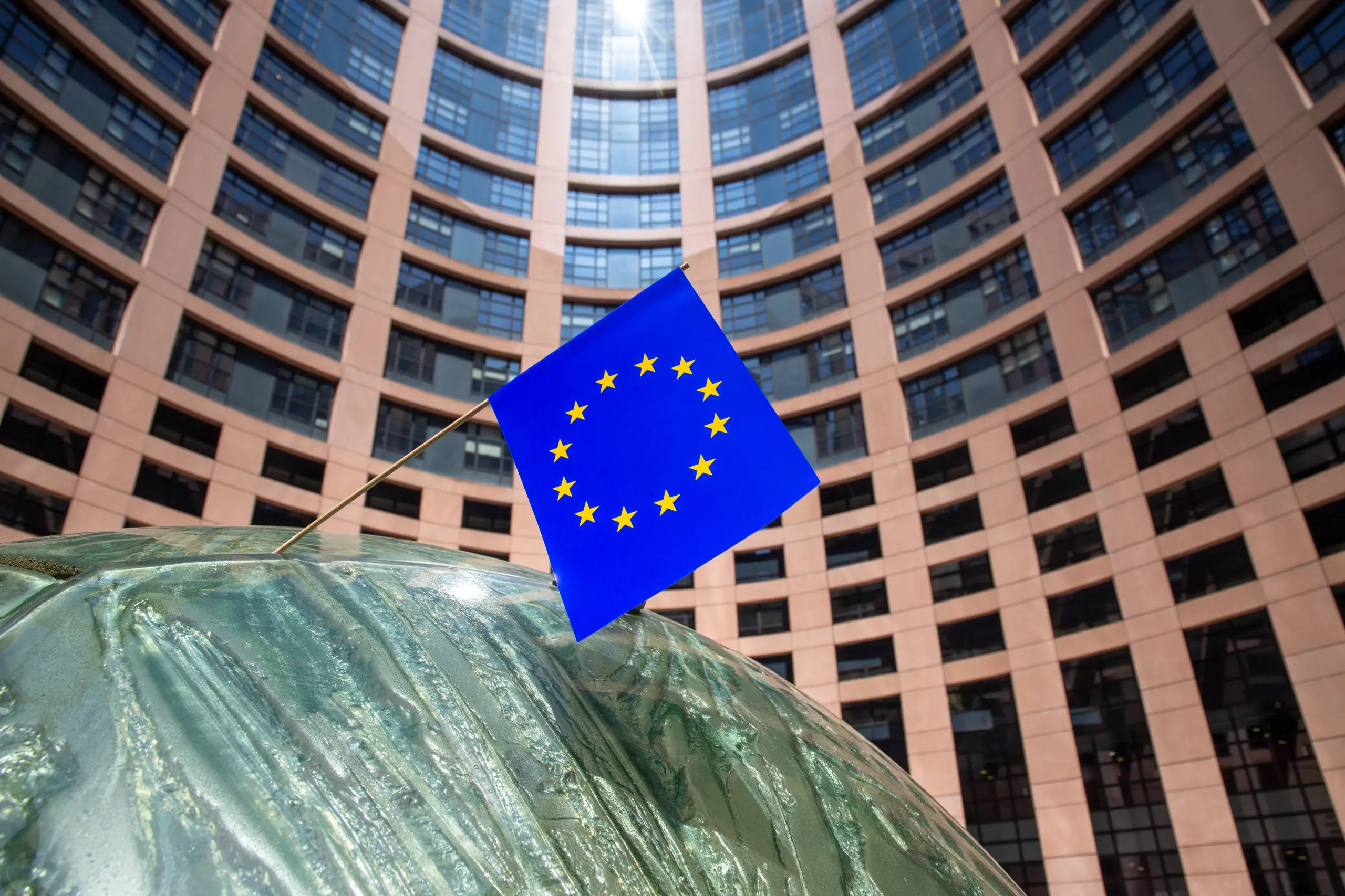 EU-Parlament gibt Milliarden-Förderungen für strategische Technologien frei