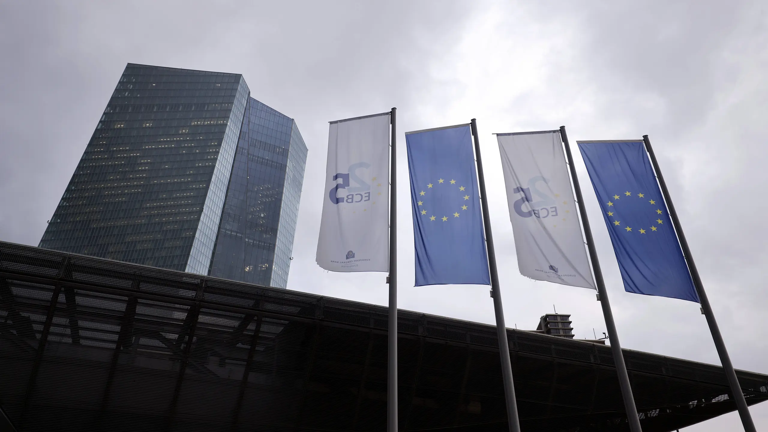 Wetten auf die Zinswende: EZB-Vertreter mahnen zur Geduld