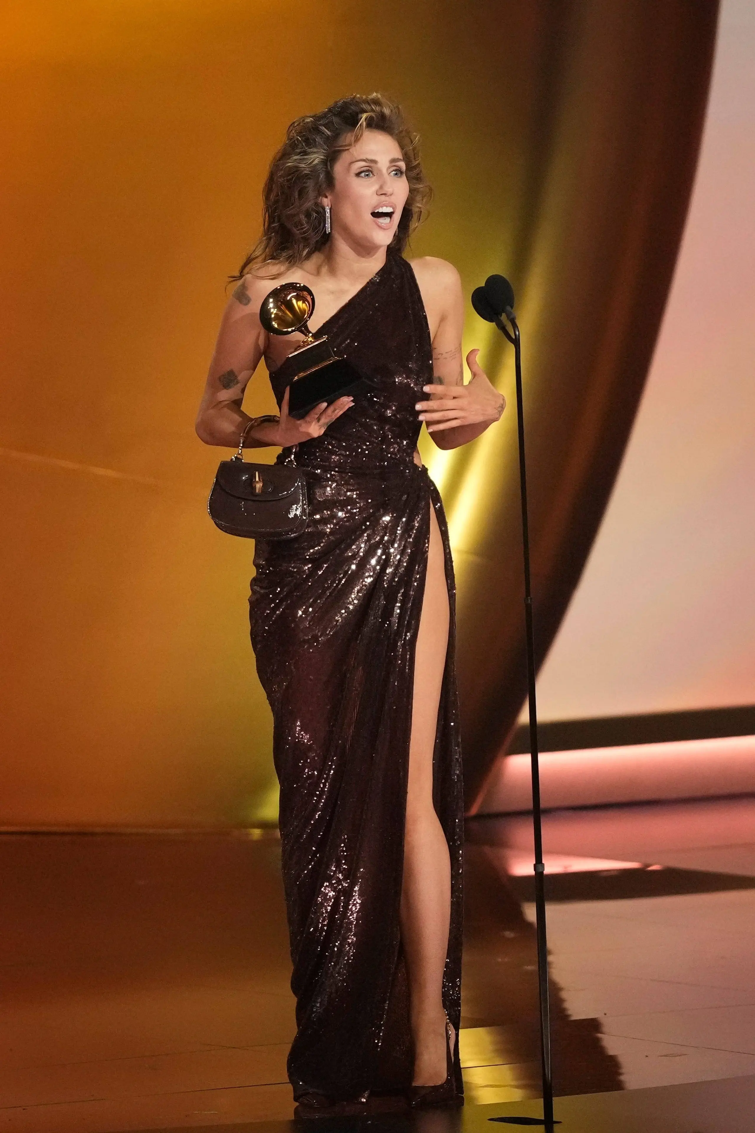 Miley Cyrus bei den 66. Grammy Awards