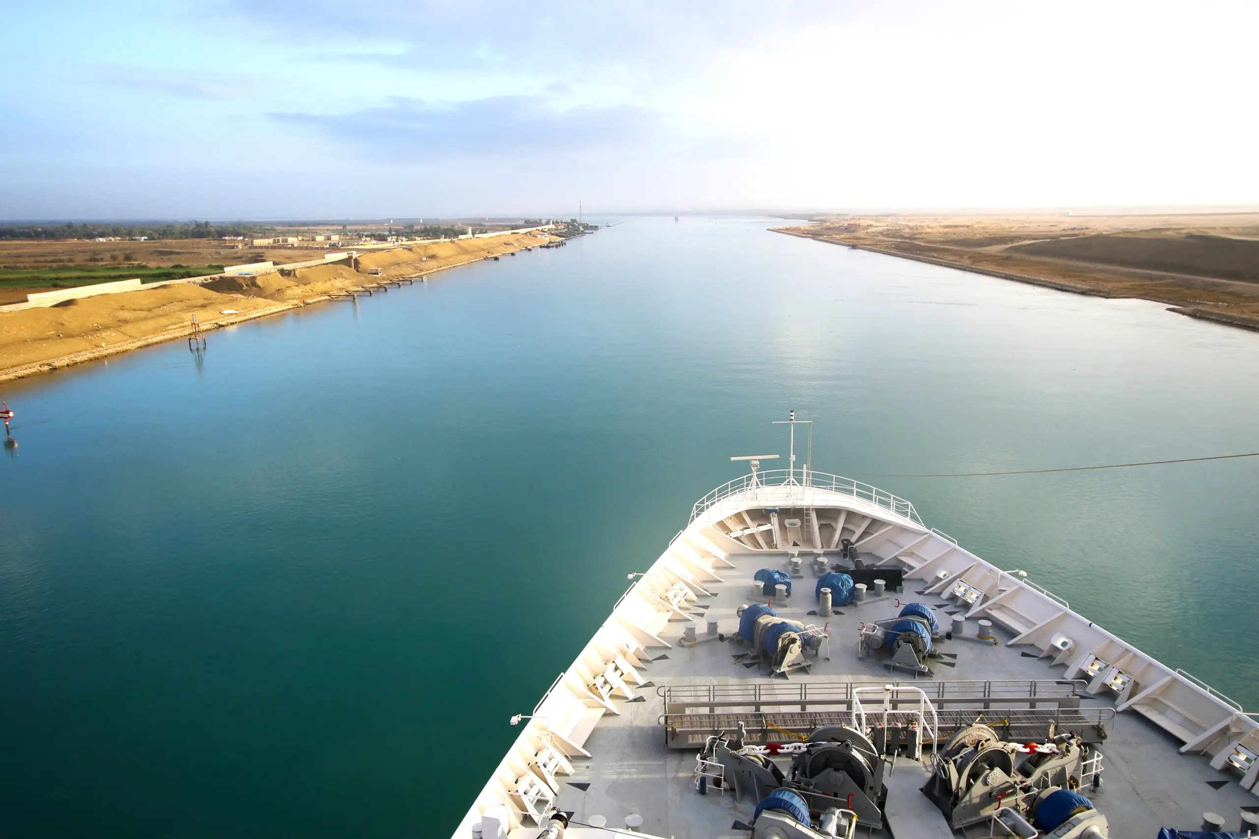 Nach Rebellen-Angriffen: Reedereien umschiffen Suezkanal