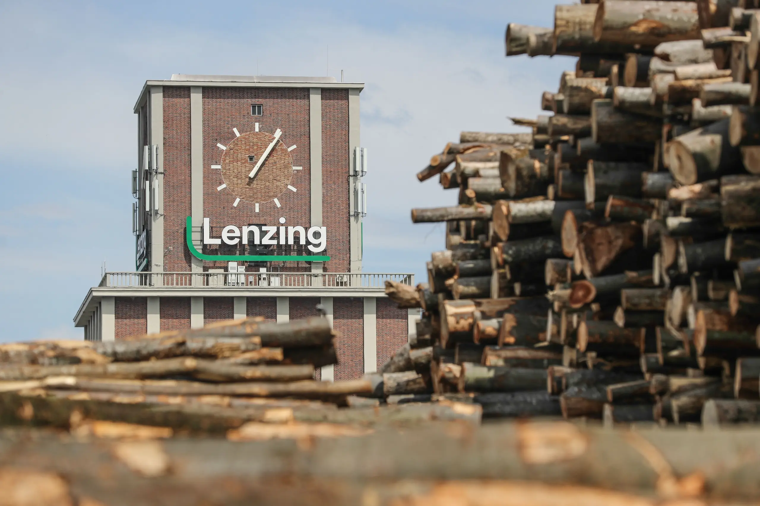 B&C-Gruppe will Mehrheit an Lenzing, AMAG, Semperit abgeben