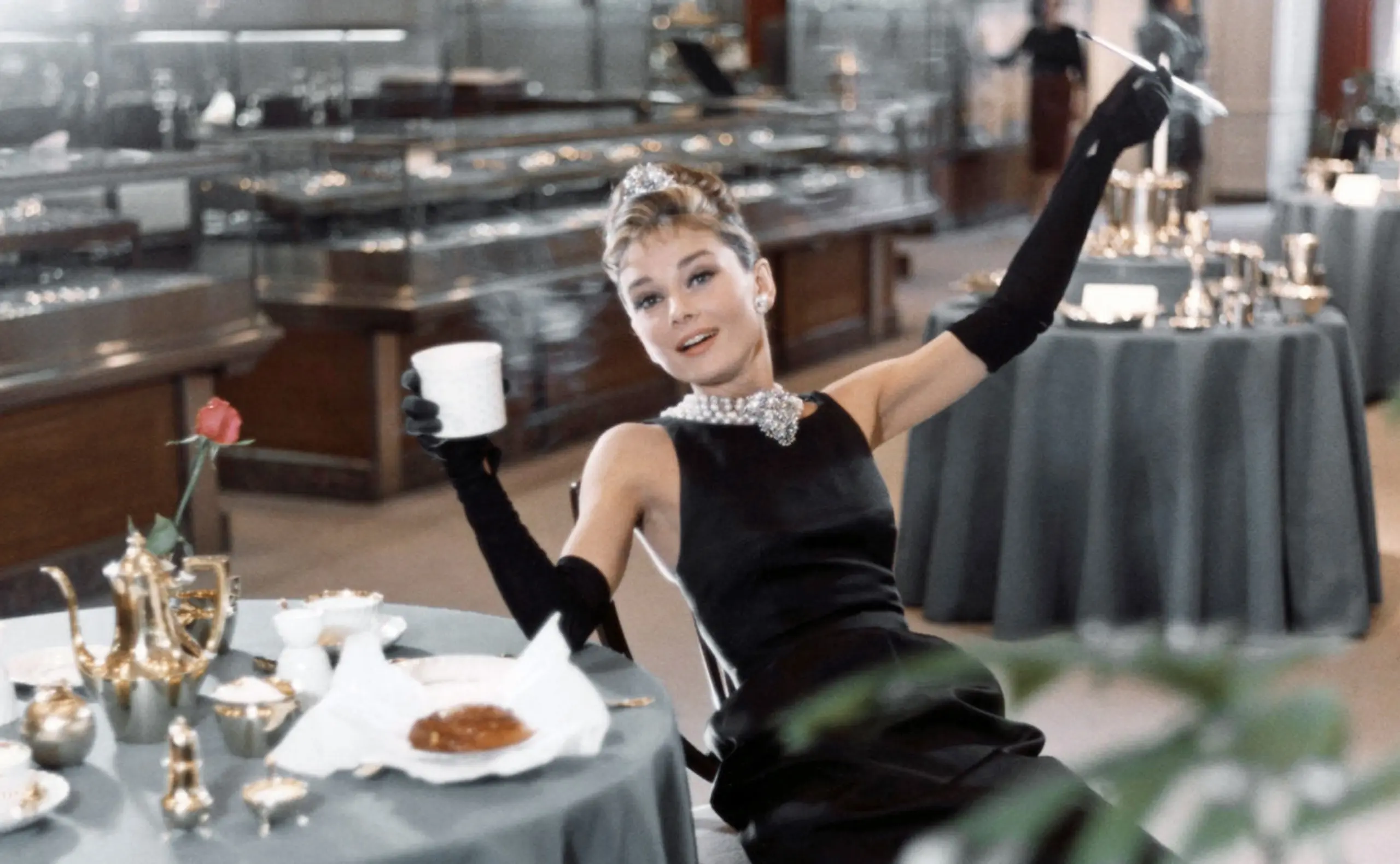 Die Welt voll Luxus: Audrey Hepburn in ihrer Glanzrolle in Breakfast at Tiffany