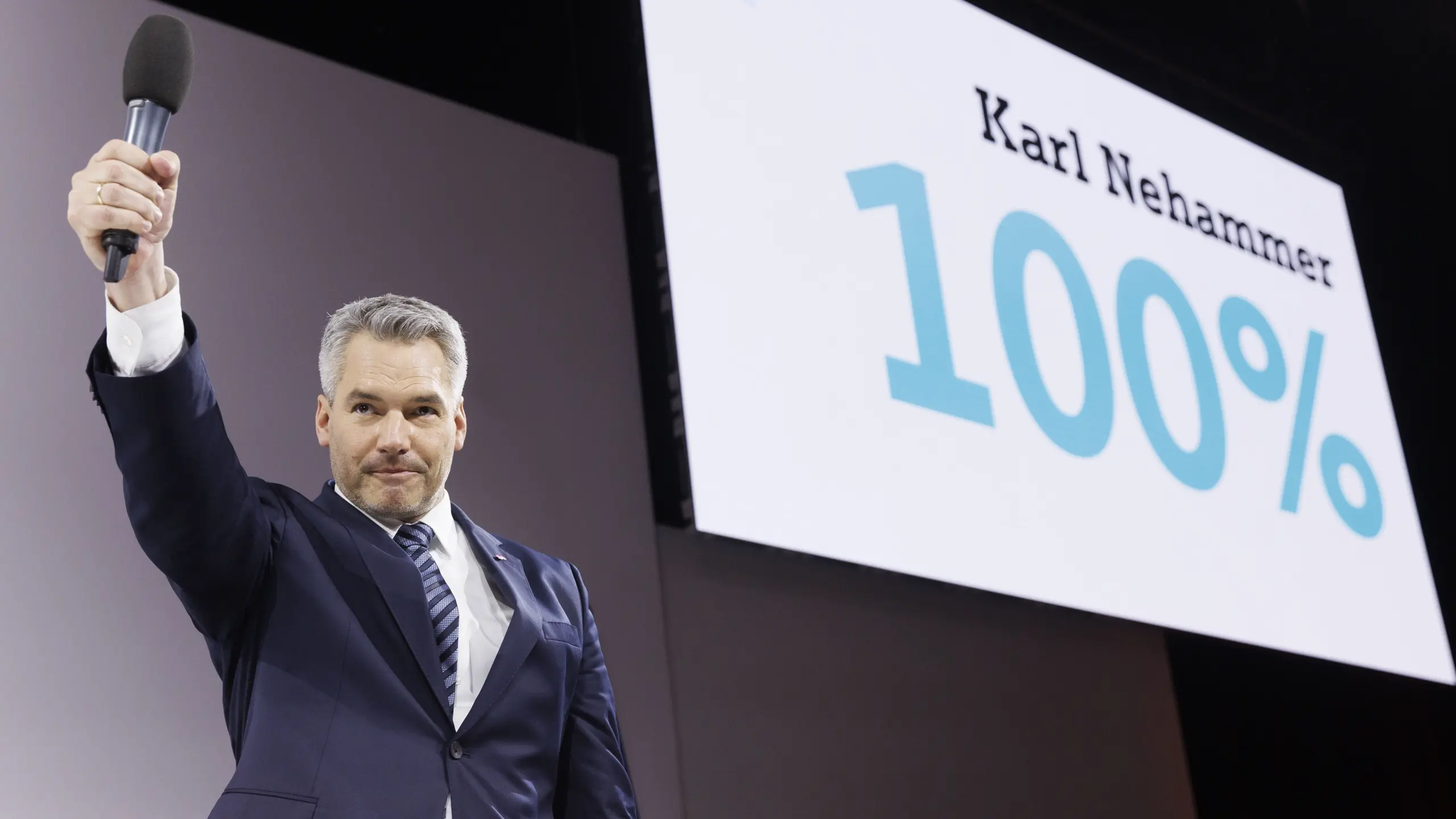 Mr. 100%: Karl Nehammer nach seiner Wahl zum ÖVP-Parteiobmann am 14. Mai 2022.