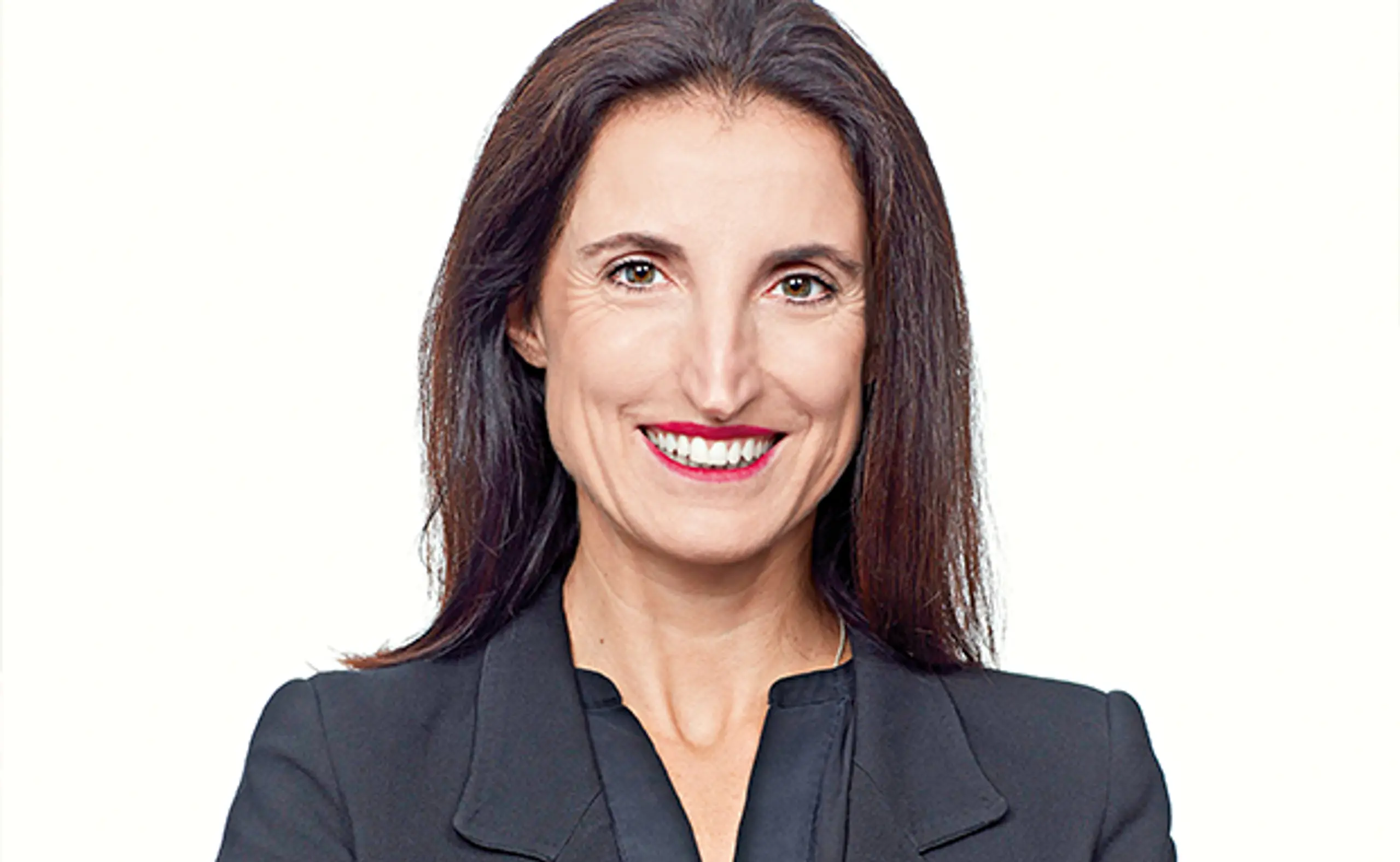 Agatha Kalandra&nbsp;ist seit 2016 Partnerin und Leiterin des Management-Consulting-Teams von PwC Österreich und Member of the Management Board. Sie verfügt über einen MBA in Controlling und Finance und mehr als 25 Jahre Berufserfahrung. Ihr Fokus liegt auf Finance-Transformation, HR-Transformation und Sustainability.