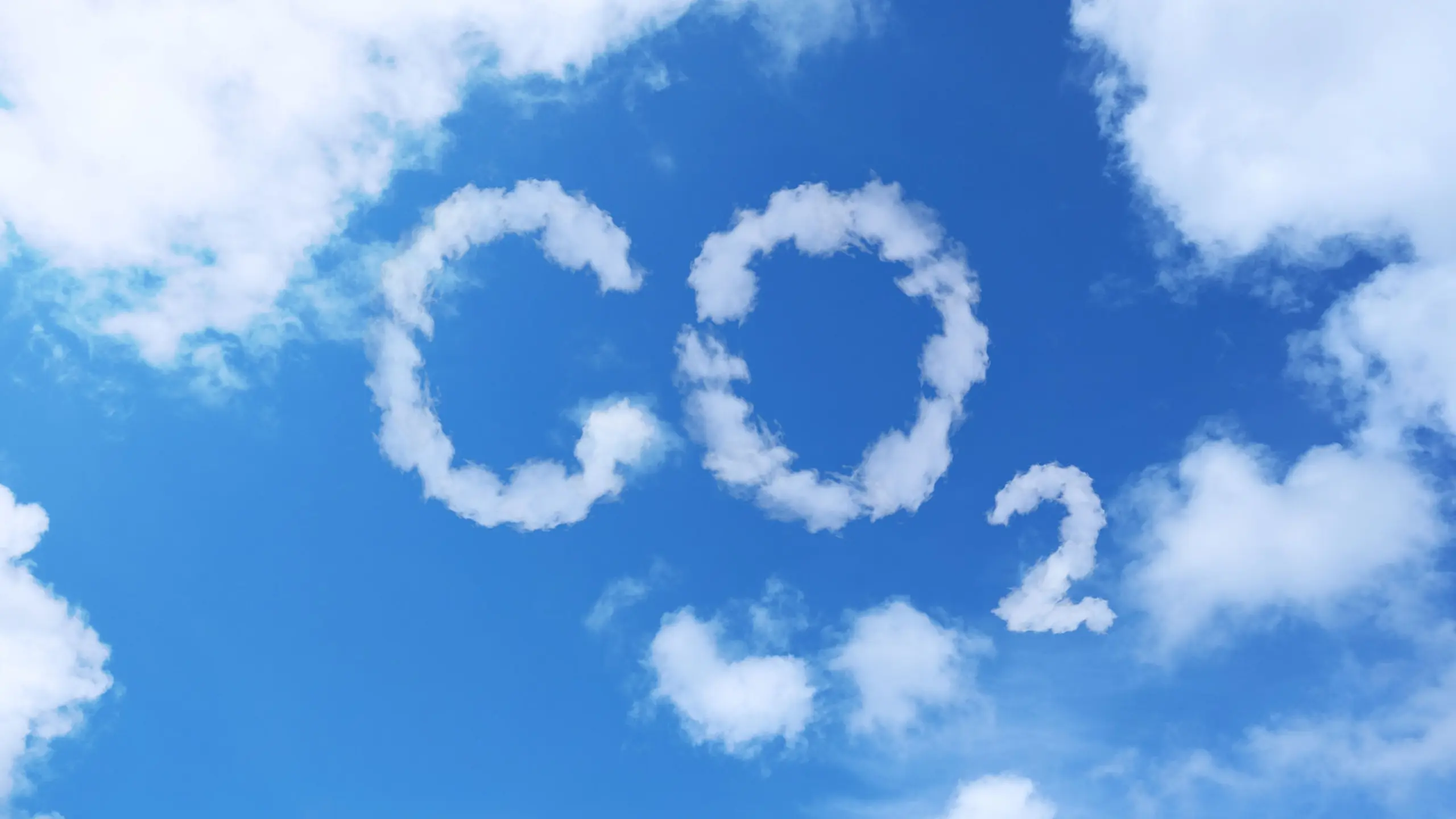Wolken in Form des Kürzels CO2