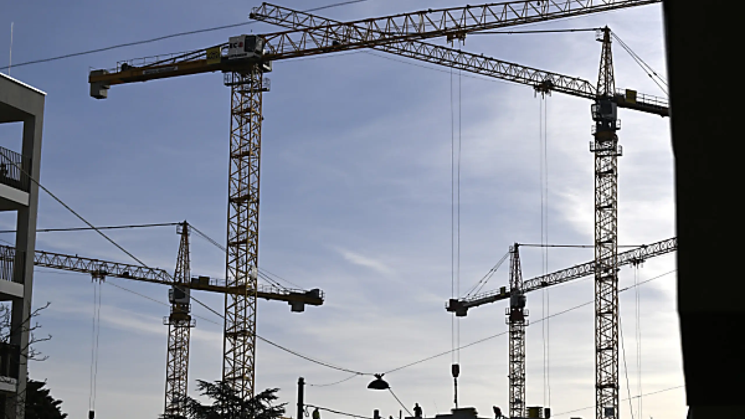 Regierung will Bauwirtschaft aus dem Konjunkturkeller hieven