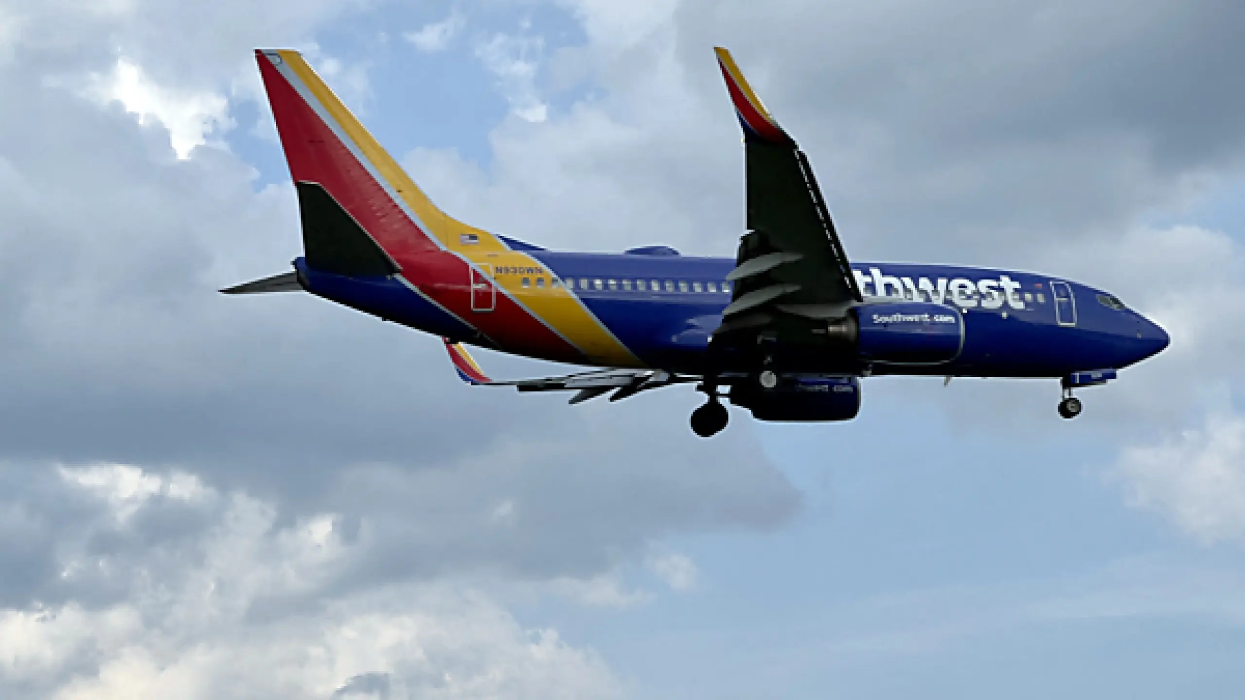 Maschine der US-Billigfluglinie Southwest Airlines im Landeanflug
