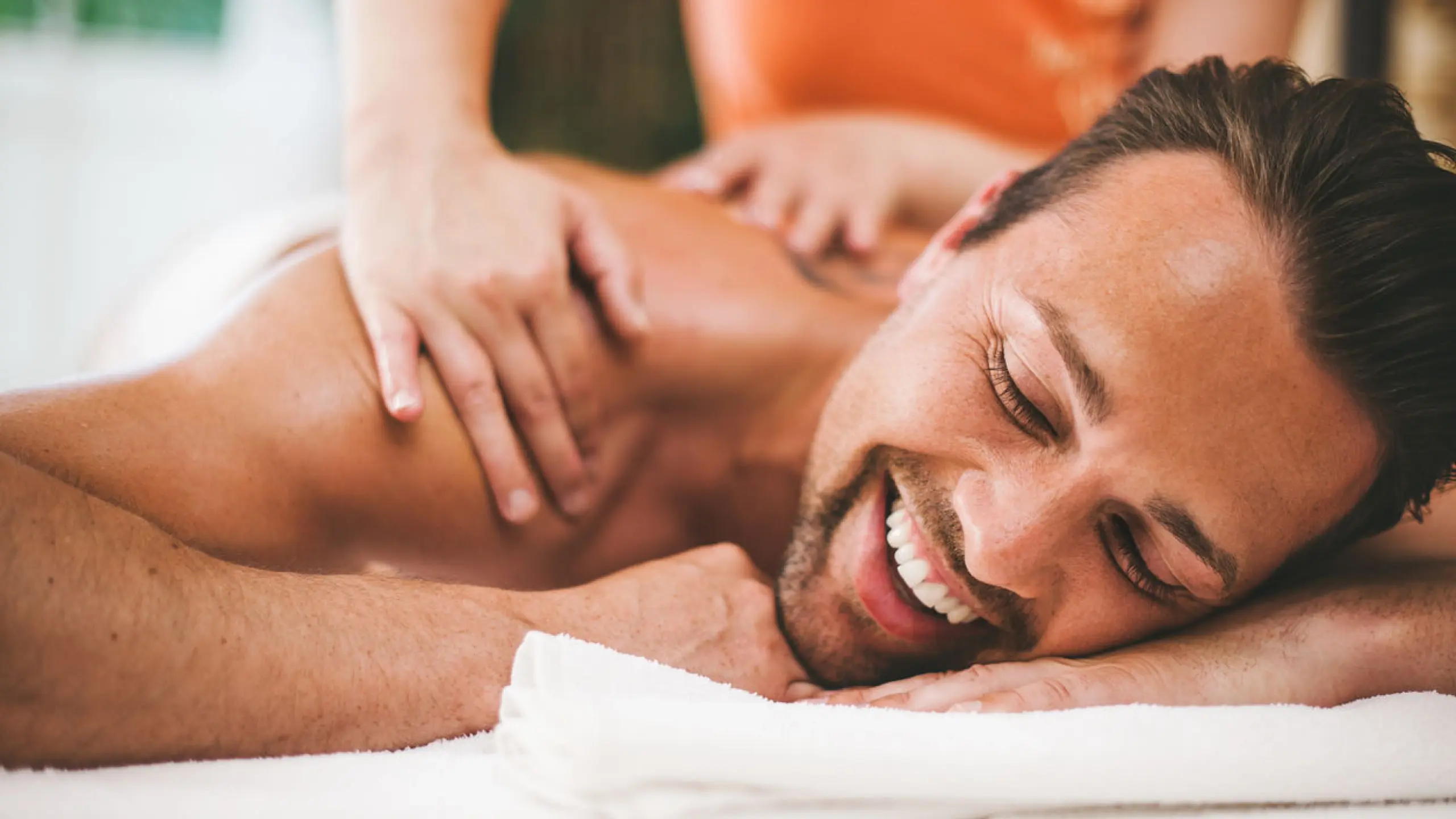 DIY-Wellness: Profi-Tipps für die perfekte Massage zuhause!