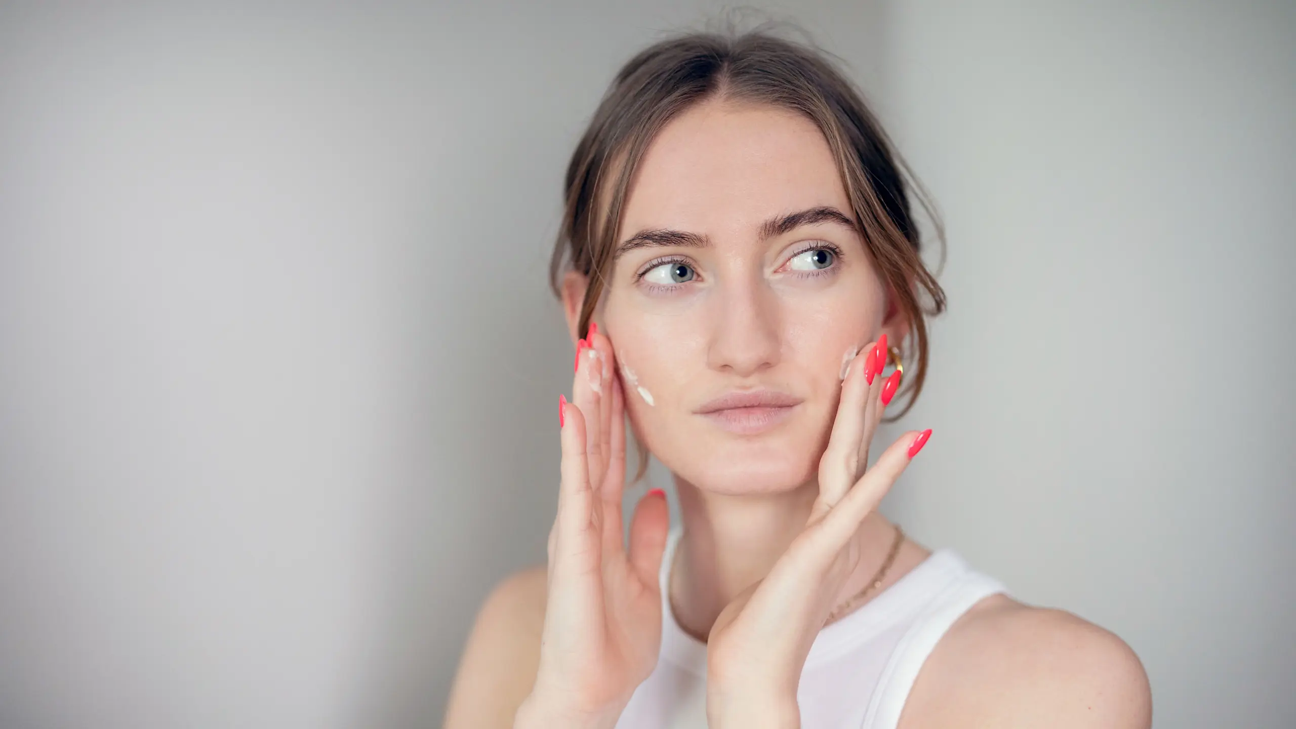 Retinol: Wirkung, Anwendung & Tipps für deine Gesichtspflege