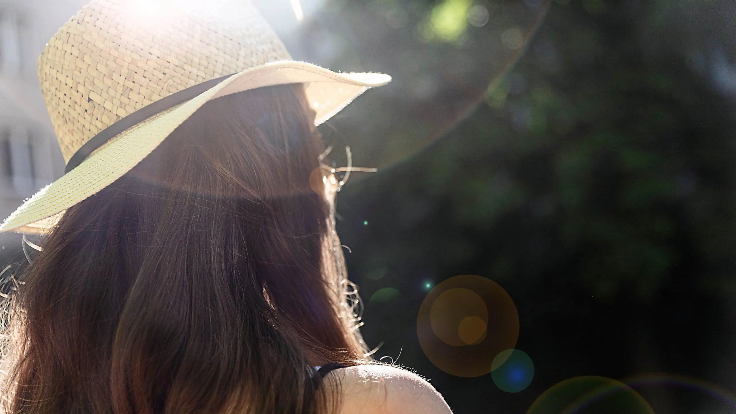 Sonnenschutz Haare: Wir zeigen dir die besten Pflegeprodukte für den Sommer
